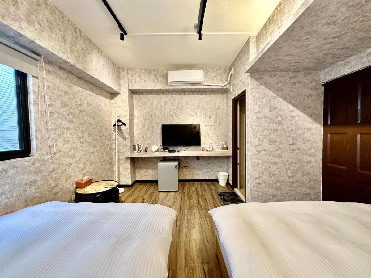 御旅 Inn Đài Trung Ngoại thất bức ảnh