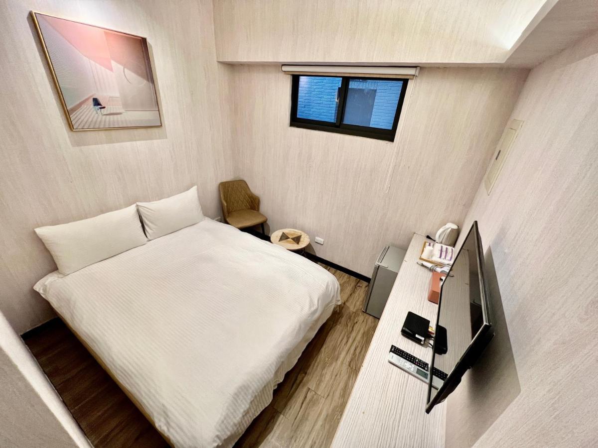御旅 Inn Đài Trung Ngoại thất bức ảnh