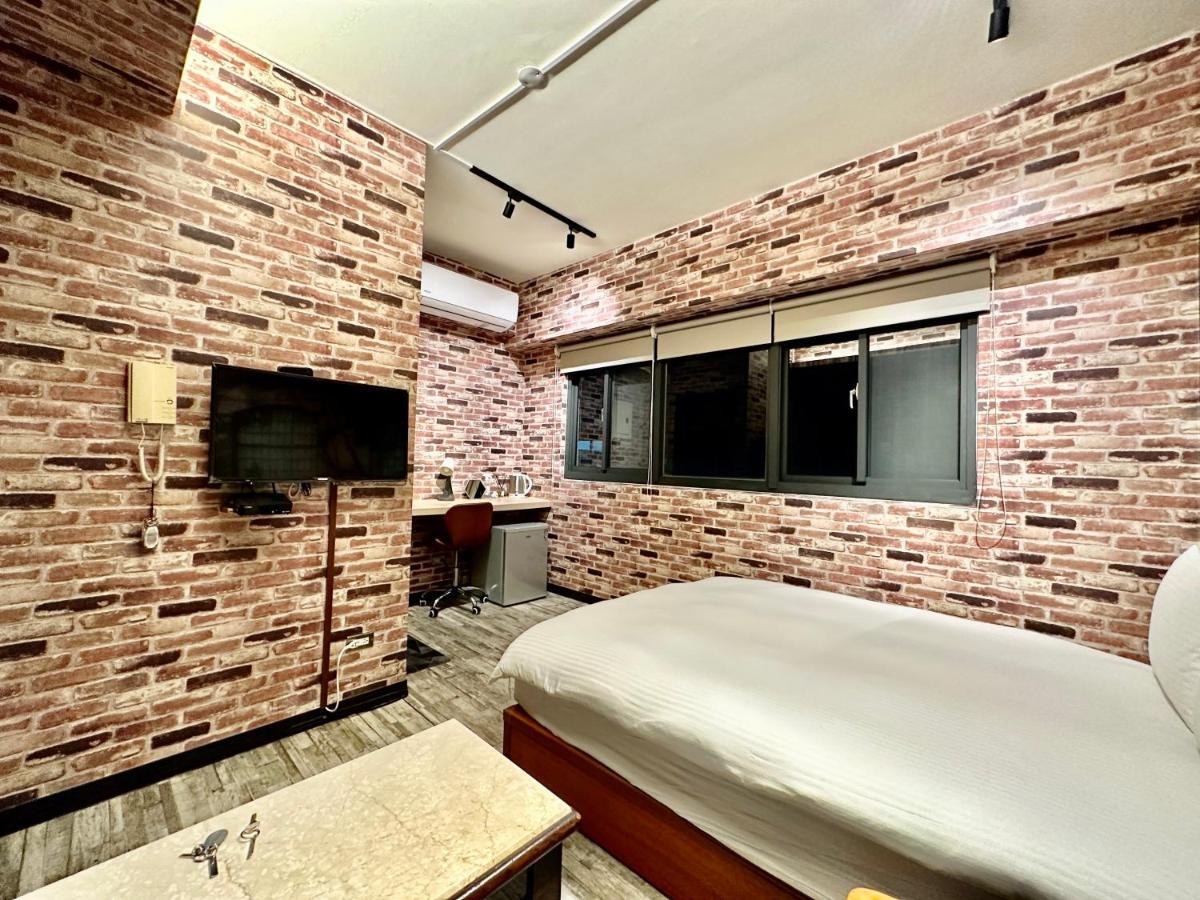 御旅 Inn Đài Trung Ngoại thất bức ảnh