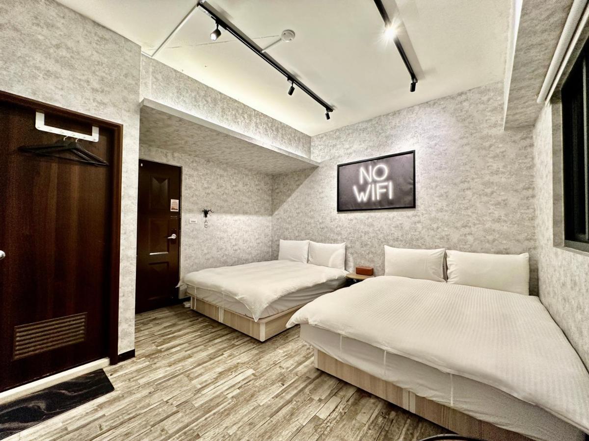 御旅 Inn Đài Trung Ngoại thất bức ảnh