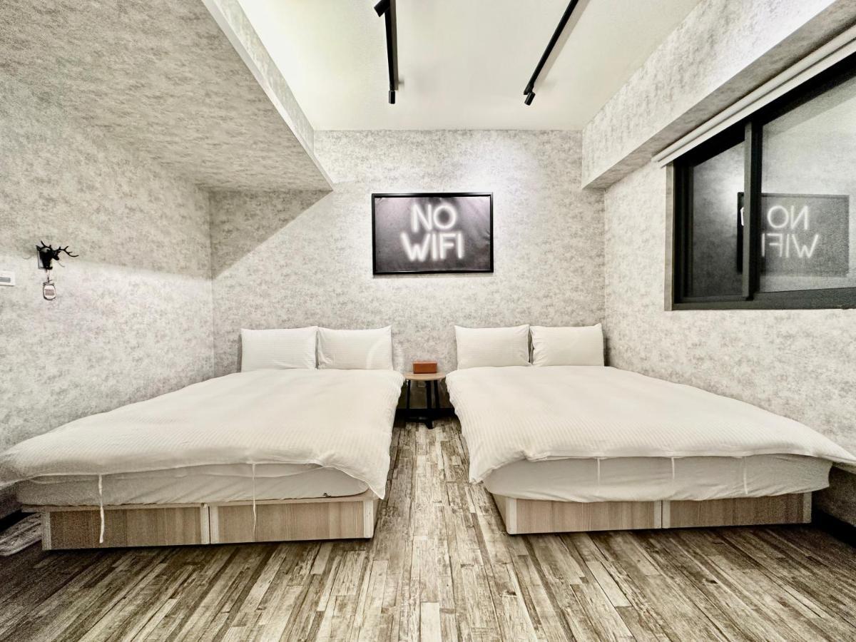 御旅 Inn Đài Trung Ngoại thất bức ảnh